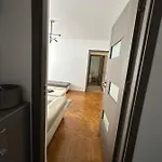 Apartman Sanco Bukarest